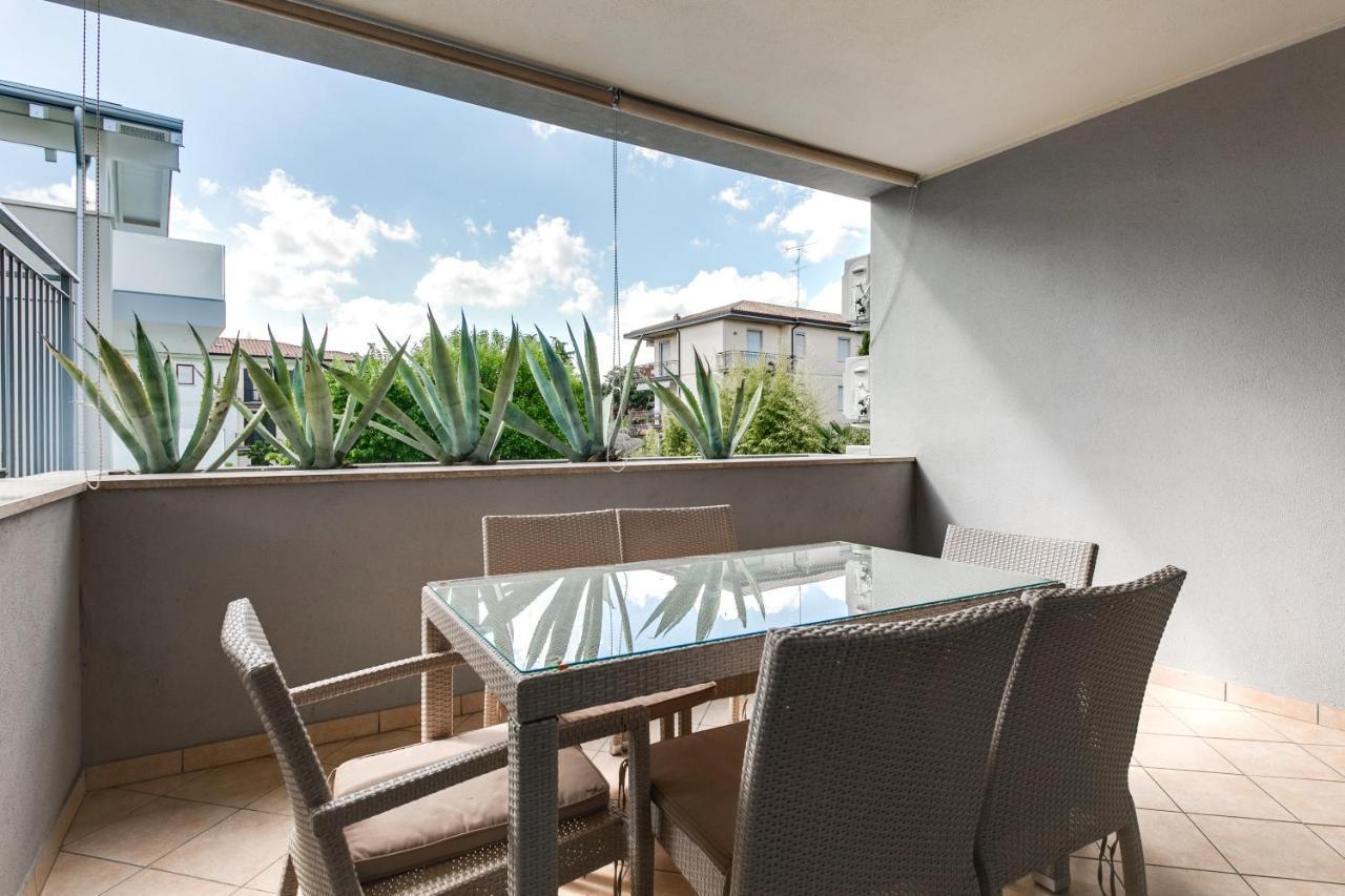 Casa Bonotto Apartment Desenzano del Garda Bagian luar foto
