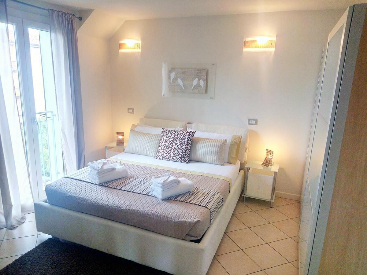 Casa Bonotto Apartment Desenzano del Garda Bagian luar foto