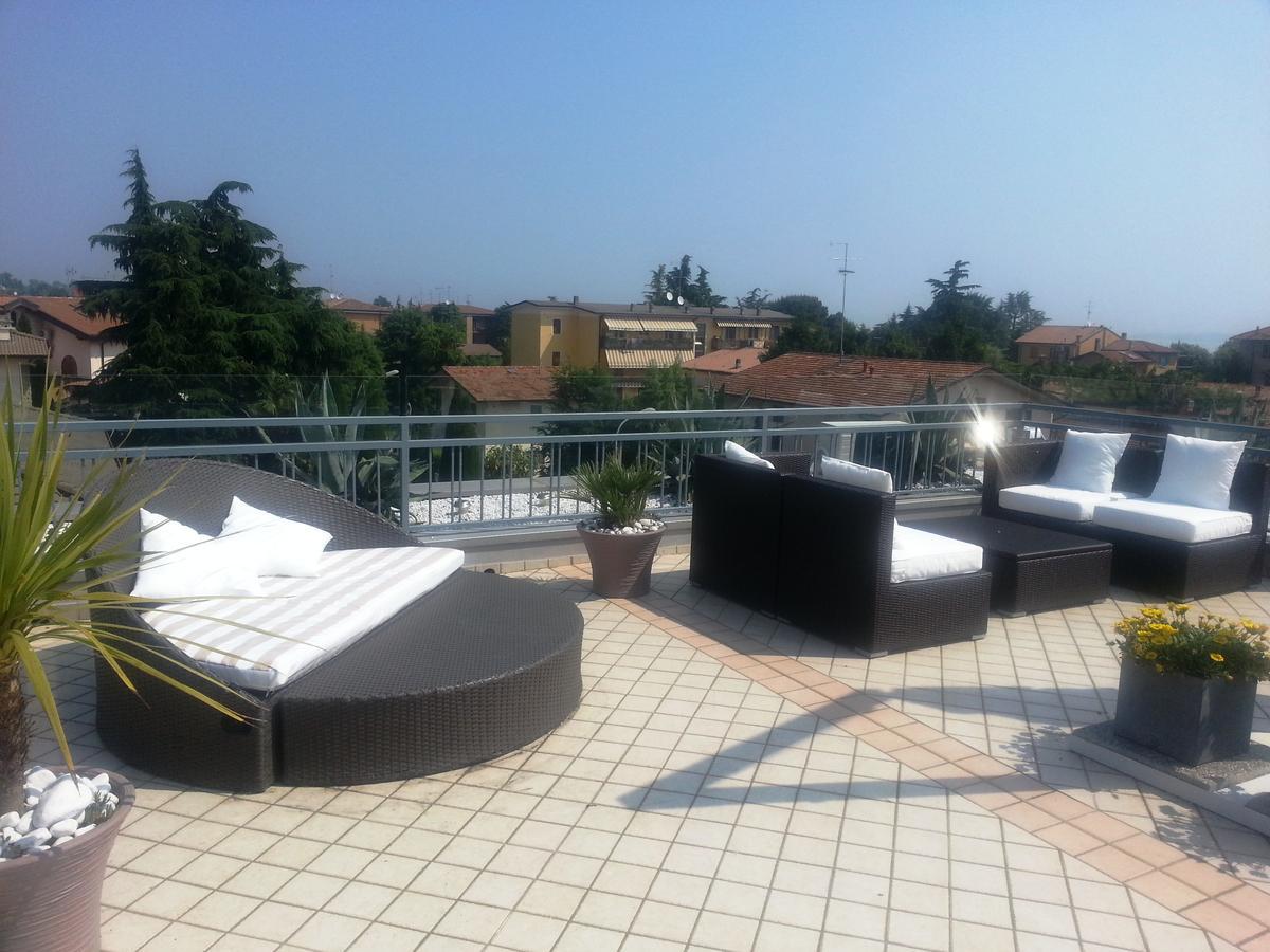 Casa Bonotto Apartment Desenzano del Garda Bagian luar foto